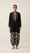 TASSELS 1 BLACK 2 PIECE