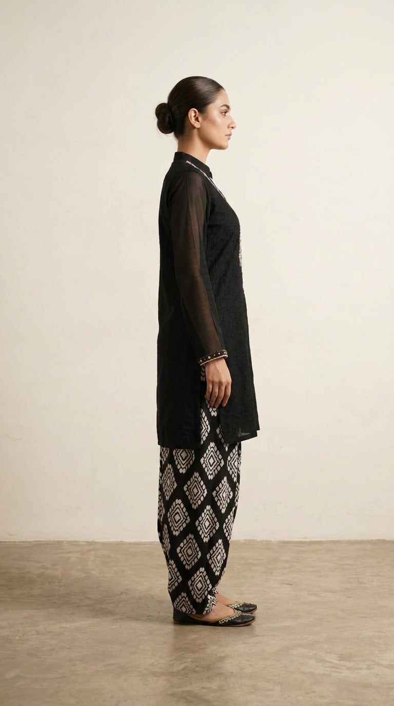 TASSELS 1 BLACK 2 PIECE